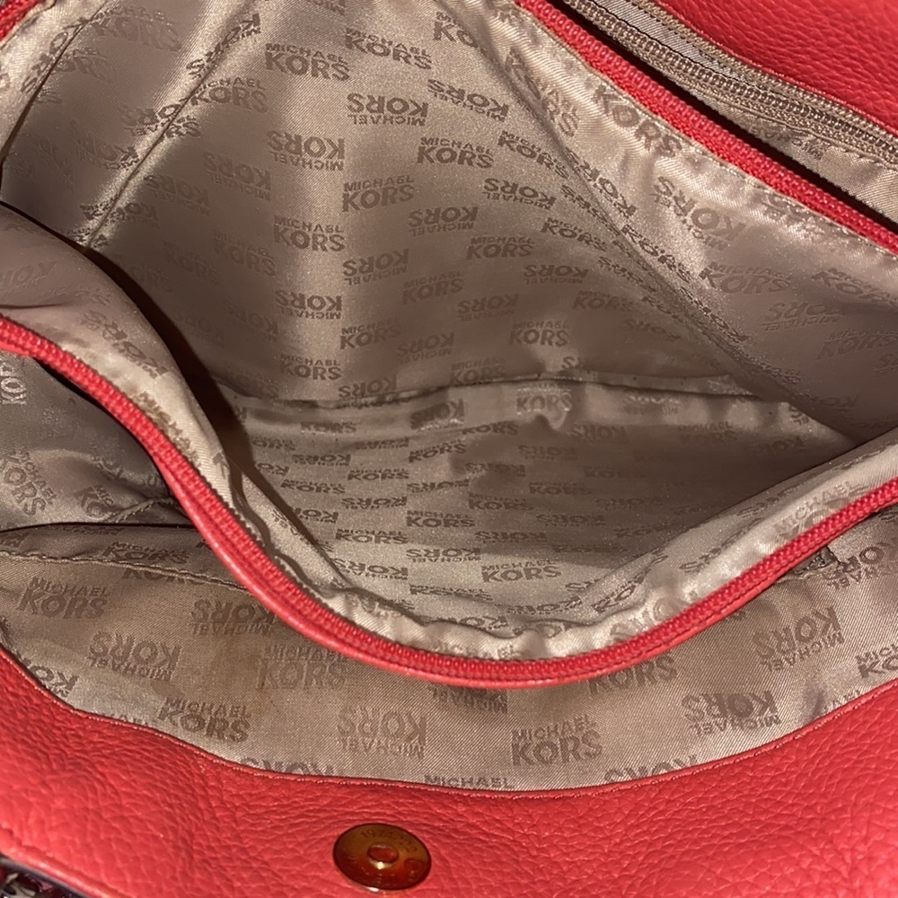 Gorgeous Michael Kors Coral Shade Leather Handbag - Picture 11 of 15